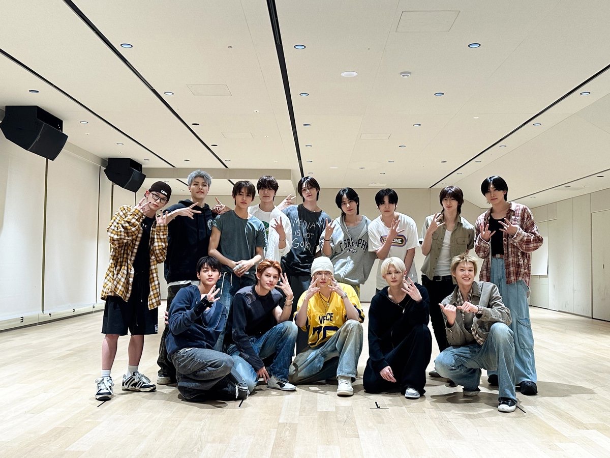&TEAM and CORTIS together in the practice room
